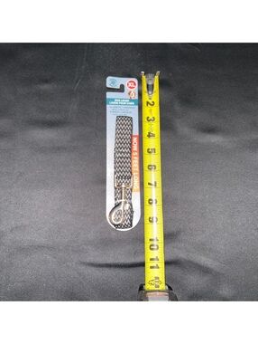 Petmate XL Dog Leash 5 Feet Long Black and White Zigzag